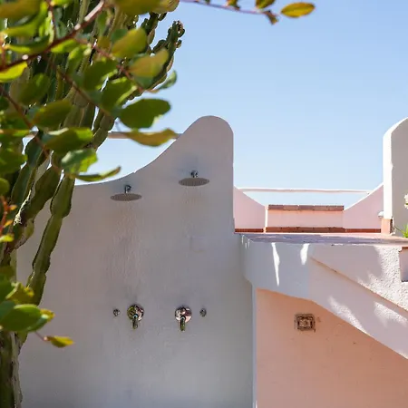 Bianca Con Accesso Diretto Quartu SantʼElena