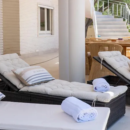 Villa Bianca Con Accesso Diretto