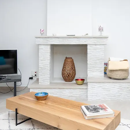 Bianca Con Accesso Diretto *