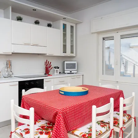 Villa Bianca Con Accesso Diretto Quartu SantʼElena