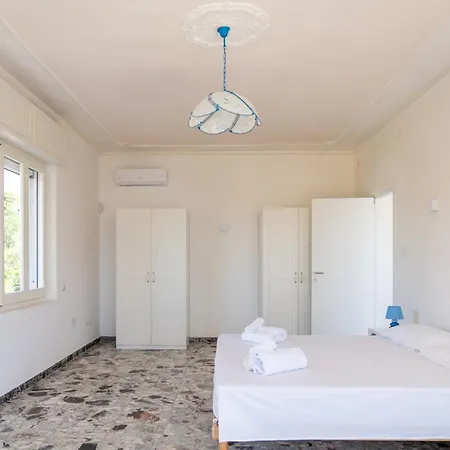 Villa Bianca Con Accesso Diretto *