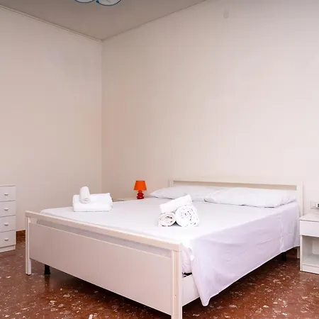 Bianca Con Accesso Diretto Villa Quartu SantʼElena