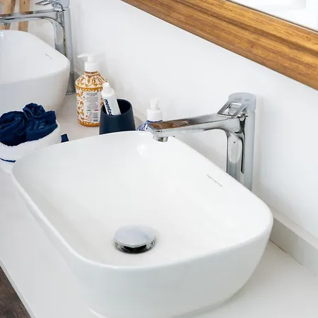 Bianca Con Accesso Diretto *