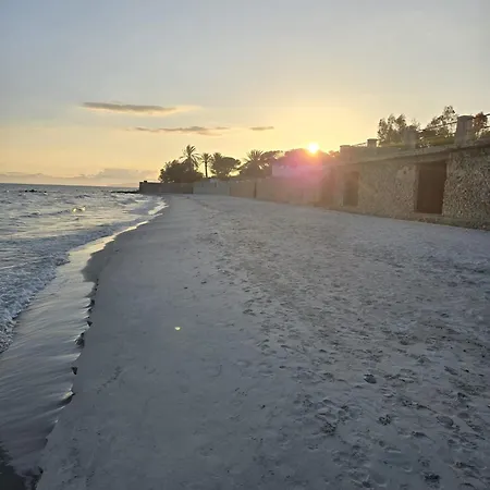 Bianca Con Accesso Diretto * Quartu SantʼElena