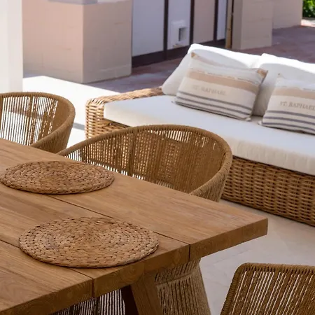 Bianca Con Accesso Diretto Vila Quartu SantʼElena