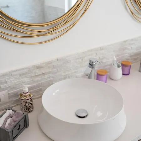 Bianca Con Accesso Diretto * Quartu SantʼElena