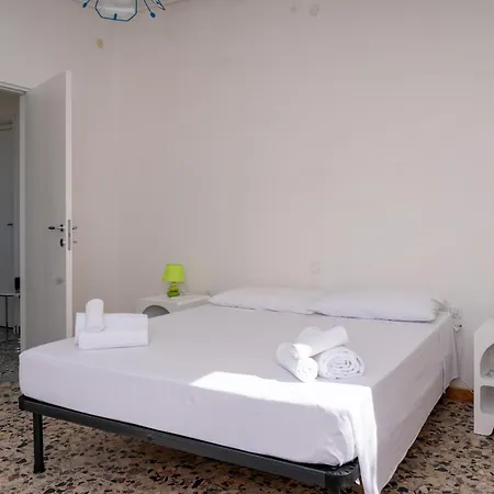 Bianca Con Accesso Diretto Villa *