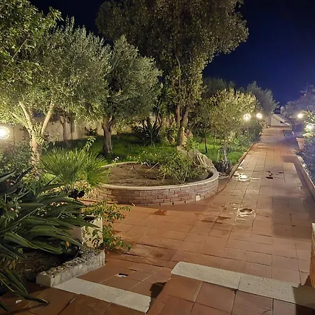 Bianca Con Accesso Diretto * Quartu SantʼElena